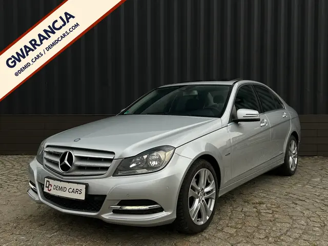 MERCEDES-BENZ C180 CGI BLUEEFFICIENCY AVANTGARDE